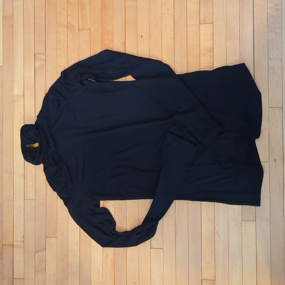 Rachel Pally Basic Long Sleeve Turtleneck in Black | Size Medium - Picture 5 of 6